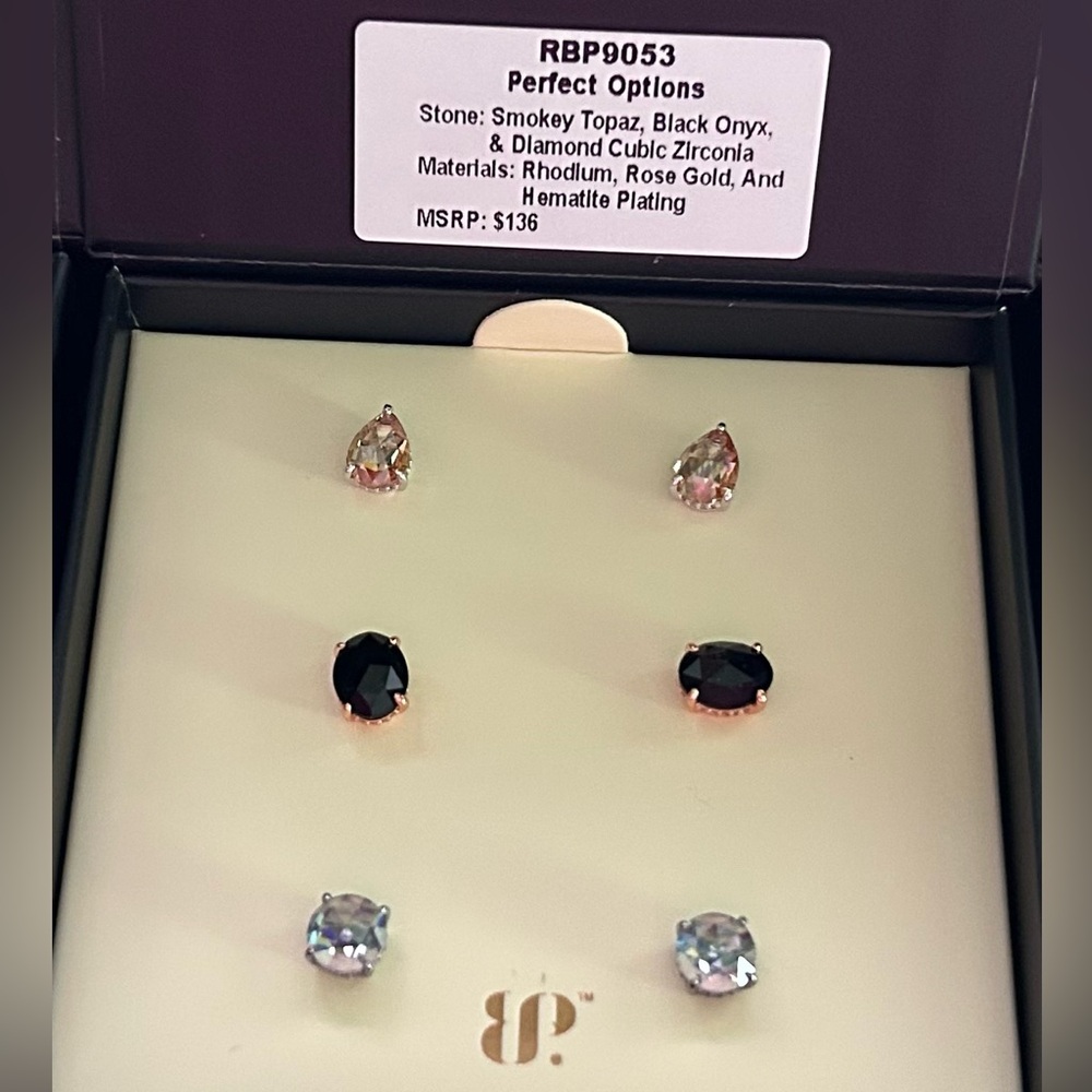 Bomb Party Simply Studs Classic Editionn